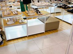 -hotwind热风(丽影广场店)