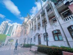 -香港大学