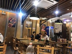 大堂-聚点串吧·北京烧烤(朝北店)
