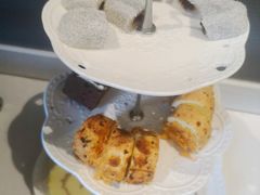 -和颐酒店(广州琶洲会展中心广州塔赤岗地铁站店)