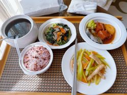 -臻康乃馨月子中心(集美店)