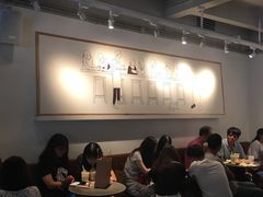 大堂-喜茶(佛山顺德大良东乐路店)
