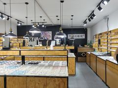 -罗伯特眼镜·蔡司官方授权(罗湖国贸店)