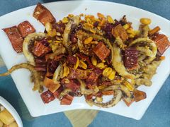 脆椒鱿鱼爪-兴国苑酒店