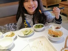 -左庭右院鲜牛肉火锅(环球港店)