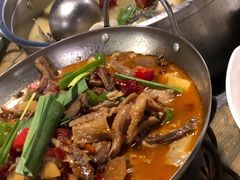 -新记印象酸菜鱼馆(天阳亲子广场店)