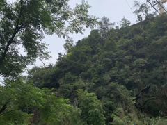 -梅岭月亮湾山体公园