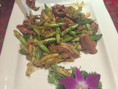 -鱼满舱·鲜活海鲜·正宗鲁菜