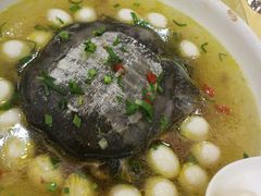 -山明水秀大饭店