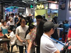 等位区-盒马鲜生(曜一城店)