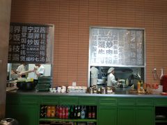 -潮界(LU·ONE凯德晶萃广场店)