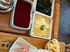 -巴渝瓦肆重庆鲜火锅(宝龙环湖店)