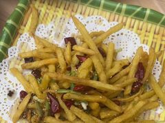 -肥肥虾庄·金牌油焖大虾(东湖欢乐谷店)