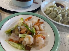 -巧克力渔家.小船海鲜胶东菜(万平口店)