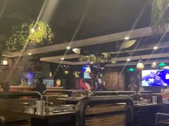 -麦凯伦烧烤·精酿超级工厂店(金桥总店)