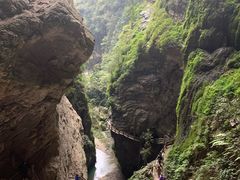 -龙水峡地缝景区