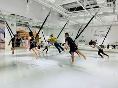 -Jumphai室内蹦极运动