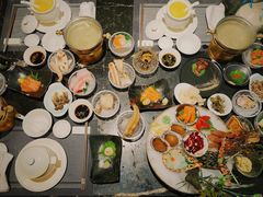 -半岛翡丽海鲜自助餐厅(观风亭店)