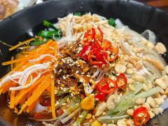 鸡丝凉米卷粉-麒麟风烤牛肉·云南烧烤小排档(丹凤街店)