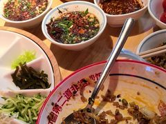 -怪噜范·老贵阳街头名小吃(汇金星力城店)
