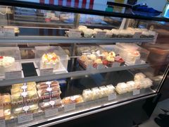 -红宝石·鲜奶小方·海派西点房(联洋店)