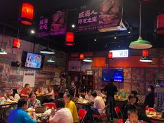 -蚝堡海鲜·威海菜·海肠捞饭·烧烤·亚洲吃蚝公司(幸福门店)