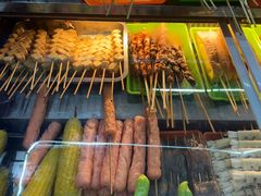 -小魏哥果仁烤面筋