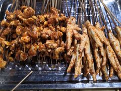 -灌县老妈砂锅串串香(万科红生活广场店)