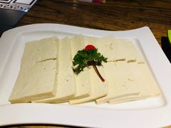 鲜豆腐-龙记斑鱼火锅鲜切牛肉自助(红山路店)
