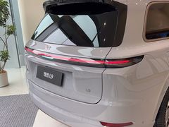 -理想汽车(世纪汇店)