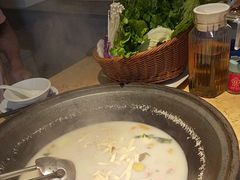 -陈大锅·岳阳鱼馆·地道岳阳菜(美食街店)