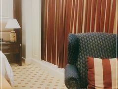 -深圳富苑皇冠假日套房酒店