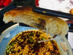-三个四川人火锅(华联商厦店)