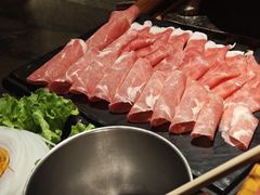 -老牌坊云南鱼豆花火锅(爱建店)