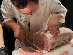 -铭牛烧肉·和牛海鲜自助(高新月牙湖店)