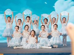 -吉的堡幼儿园(复地花屿城分园)