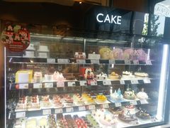 零售区-巴黎贝甜(大宁国际商业广场店)