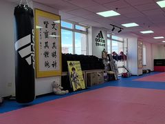 -adidas壹跆运动馆(世纪经贸大厦店)