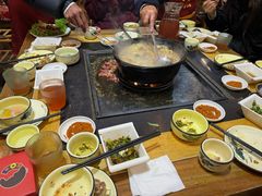 -有一锅·野生菌黑山羊腊排骨火锅(古城北门店)