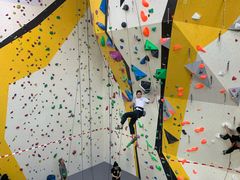 -问山MountQuest攀岩馆