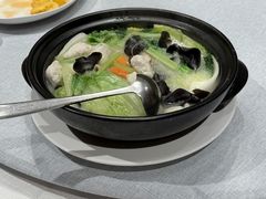 浓汤鱼滑杂菜煲-金悦轩海鲜酒家(拱北店)