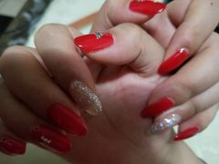 -群丽化妆摄影美甲纹绣培训学校