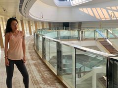 -上海滴水湖皇冠假日酒店