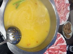 养生金汤小米鸳鸯锅-红菇坊鲜汤火锅(北行店)