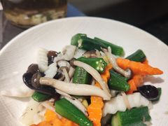 -前海沿·青岛菜(大拇指广场石老人店)