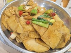 -江城燕子大排档(江汉路步行街店)