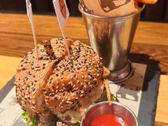 -FAT COW(虹梅路店)