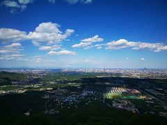-鬼笑石后山停车场