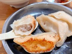 -黄阿姨锅贴大王(万航渡路店)