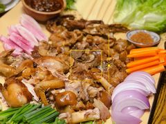 -聚串门儿·东北烧烤(信义坊店)
